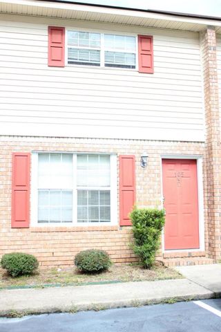 105 Hickory Ln, Ladson, SC 29456-4954
