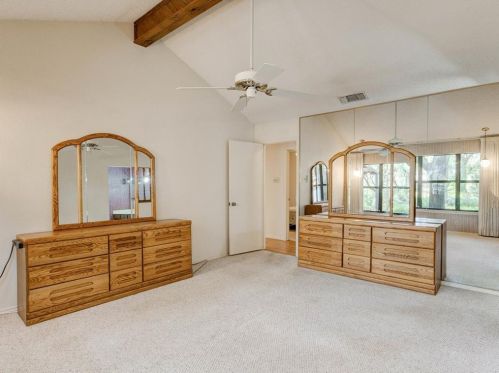 410 Granada Calle Ct, Granbury TX 76049-1476 exterior