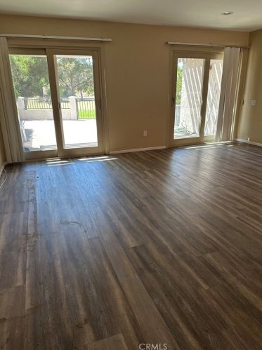 5610 Falling Leaf Ln, Riverside CA  92509-7308 exterior