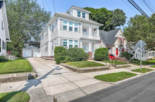 350 Mount Pleasant Ave, Providence, RI 02908-3846