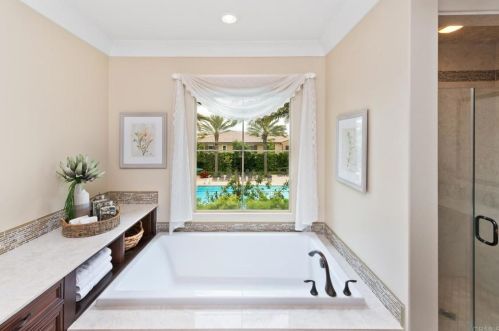 105 Coyote Brush, Irvine CA  92618-8873 exterior