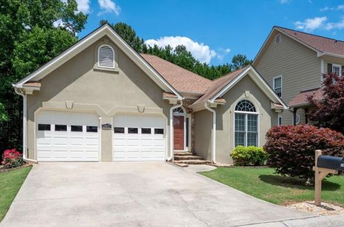 1465 Rosewood Creek Dr, Marietta, GA 30066-6586