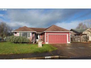 4637 Calumet Way, Eugene OR  97404-3305 exterior