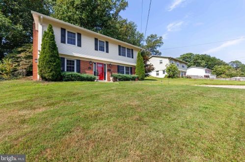 6206 Greeley Blvd, Springfield, VA 22152-1839