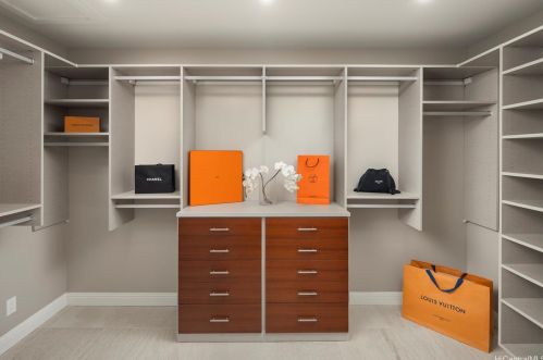 1037 Koloa St, Honolulu HI  96816-5101 exterior