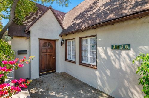 3030 Altura Ave, Glendale, CA 91214-3601