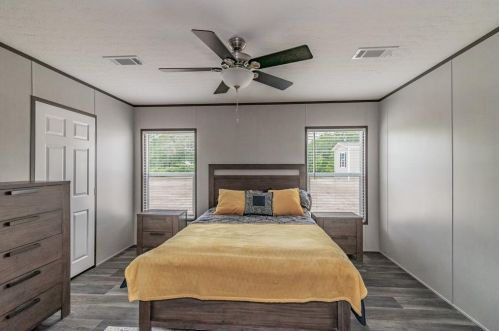 6152 Adelbert Dr, Fort Worth TX  76135-5226 exterior