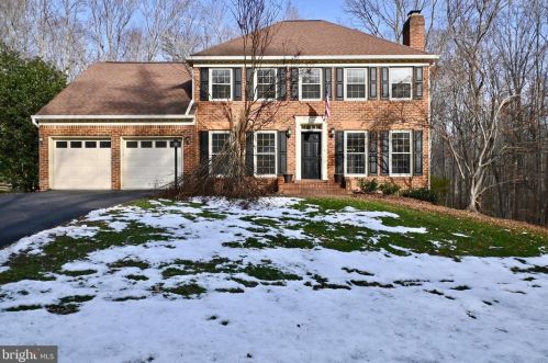 12124 Darnley Rd, Woodbridge, VA 22192-6613