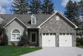 1533 Sycamore Ter, York PA  17403-9016 exterior