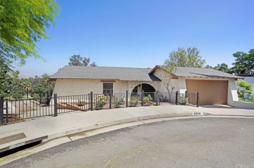 2715 Brockton Ave, Riverside, CA 92501-2318