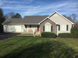 1821 Vista Cir, Bedford, VA 24523-1244