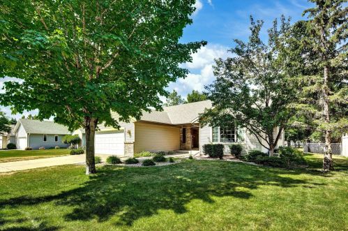 2213 Viking Dr, Saint Cloud, MN 56301-5823