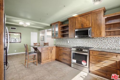 803 Cinda St, Anaheim CA  92806-4411 exterior