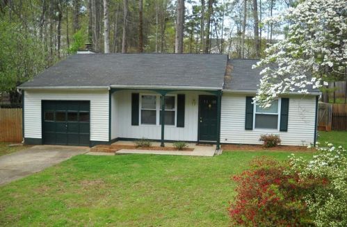 320 Hembree Forest Cir, Roswell, GA 30076-1198