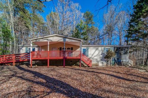 2832 Salem Church Rd, Big Canoe, GA 30143-5210