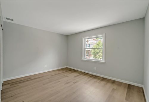 81 Edgewater Pl, Edgewater NJ  07020-1205 exterior