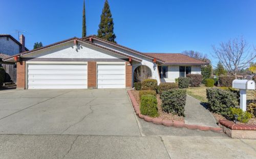 8100 Glen Canyon Ct, Citrus Heights, CA 95610-0738