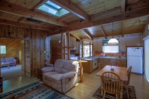 5315 Davis Rd, Midpines, CA 95345-9718