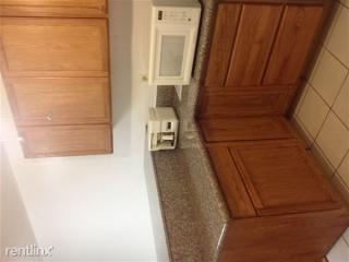 933 6th St, Santa Monica CA  90403-2718 exterior
