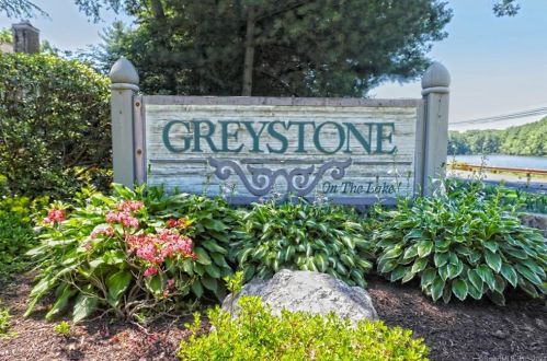 33 Greystone, Huntington, CT 06484-6808