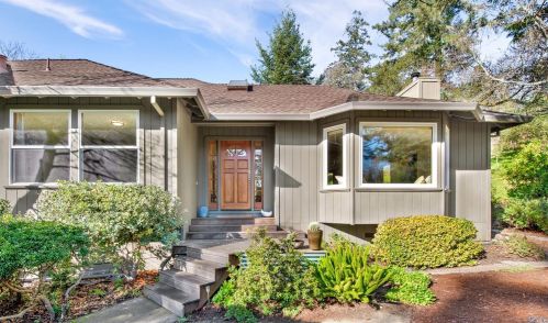 515 Sandretto Dr, Sebastopol, CA 95472-9431