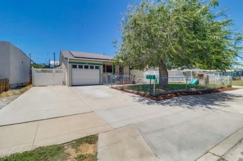 234 Richfield Ave, El Cajon, CA 92020-4327