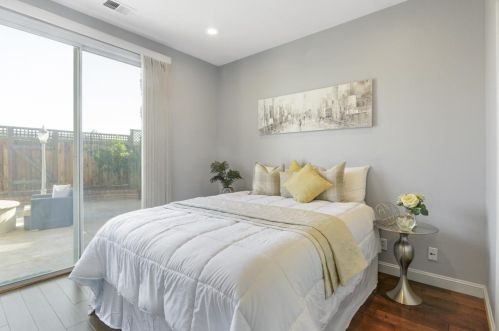 218 Summerwind Dr, Milpitas CA 95035-2416 exterior