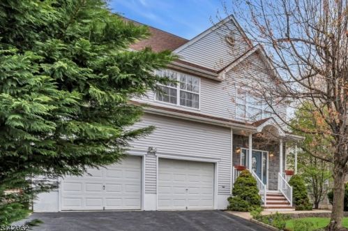 9 Delaney Ct, Bridgewater, NJ 08807-5568