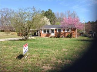 821 Blue Rd, Dickson, TN 37055-2339