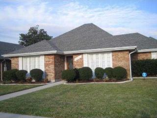 4401 Clearlake Dr, Metairie, LA 70006-2217