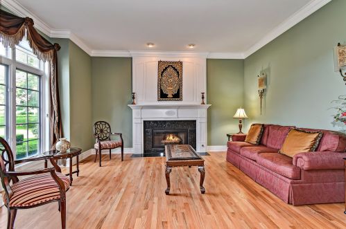 102 Ambriance Dr, Willowbrook IL  60527-0801 exterior