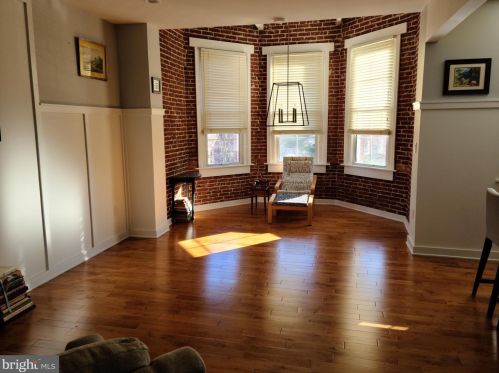 917 Columbia Ave, Lancaster, PA 17603-3157