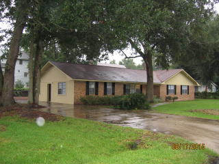 3206 Pike St, Brunswick, GA 31520-3611