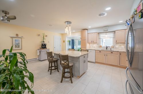 8 Monmouth Ln, Lakehurst NJ  08759-1742 exterior