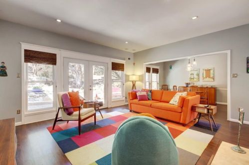 6904 Dogwood Holw, Austin TX  78750-8213 exterior