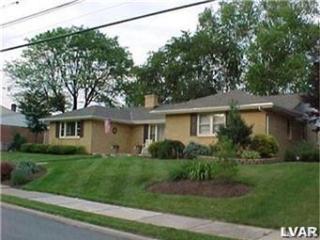 927 Leh St, Allentown PA  18104-3609 exterior