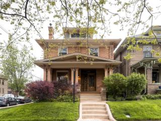 1586 Steele St, Denver CO  80205-4337 exterior