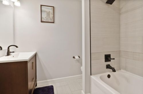 4901 73rd Ave, Gary IN  46410-4042 exterior