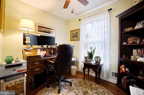 15300 Beaufort Pl, Silver Spring MD  20905-4202 exterior