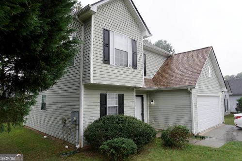 1446 Isleworth Cir, Atlanta GA  30349-6984 exterior
