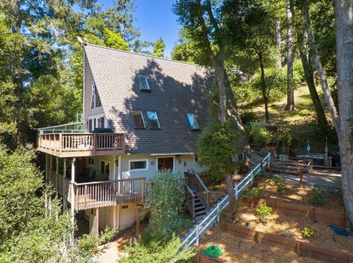 636 Cathedral Dr, Aptos, CA 95003-3407