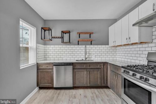 27 Old Dorwart St, Lancaster PA  17603-3647 exterior