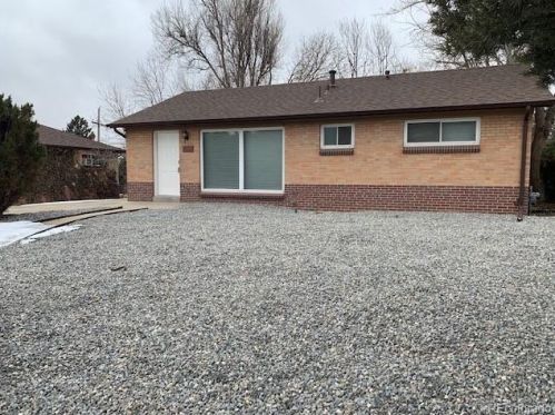 8551 Crescent Dr, Westminster, CO 80031-3723