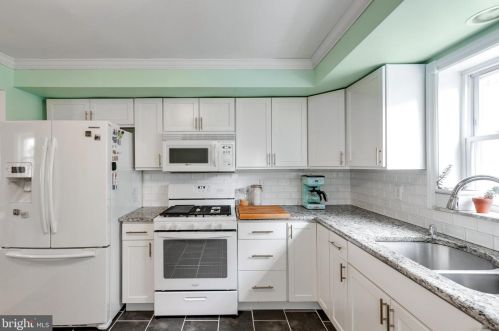 1318 Jackson St, Philadelphia PA  19148-2931 exterior