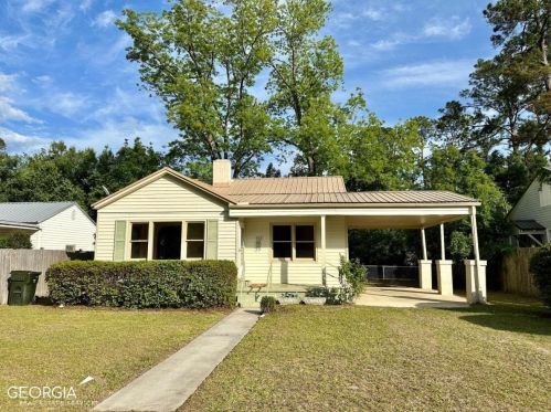 502 Fern St, Waycross, GA 31501-3209