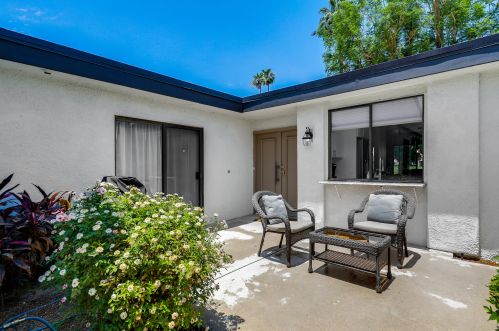 74 Avenida Las Palmas, Rancho Mirage, CA 92270-4602