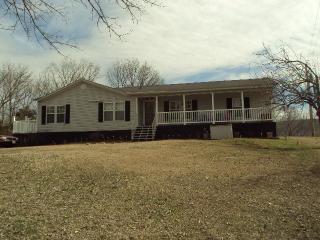 1749 Sandy Ridge Rd, Dandridge, TN 37725-6744