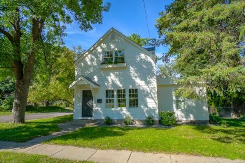 624 Oak St, Stillwater, MN 55082-5624