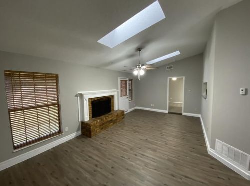 1105 Montclair Dr, Garland TX  75040-8139 exterior