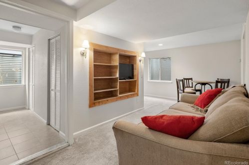 18397 Lake Ave, Denver CO  80016-3110 exterior